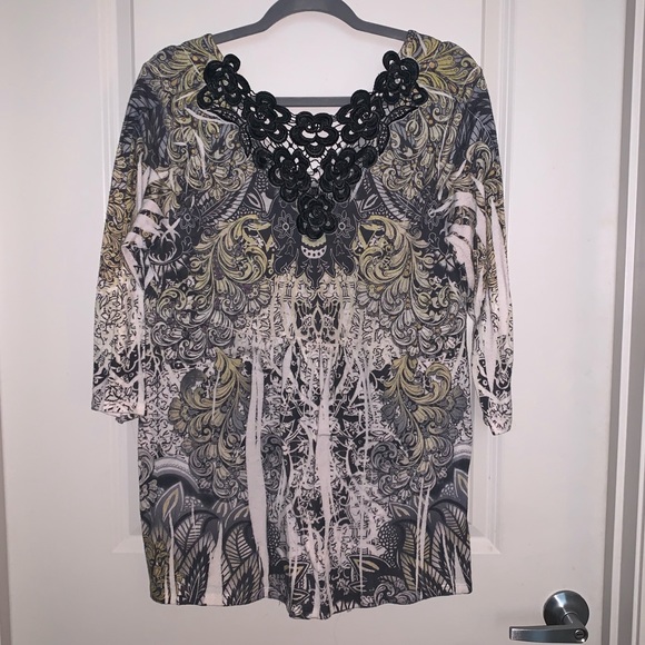 Live & Let Live Top - Picture 12 of 12